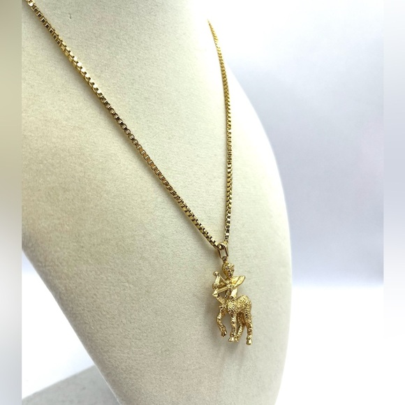 Vintage Monet Gold Zodiac Sagittarius Archer Necklace Vintage Monet 1990’s - Picture 4 of 16
